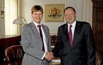 Михаил Миков и Джонатан Алън, 13 септември 2013