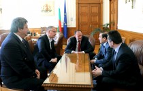 Председателят на Народното събрание Михаил Миков се срещна с председателя на Асоциацията на българите в Украйна и депутат в парламента на Украйна Антон Киссе - 21 март 2014 г.
