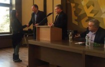 Михаил Миков връчва членски карти в Ловеч - 11 януари 2015 г.